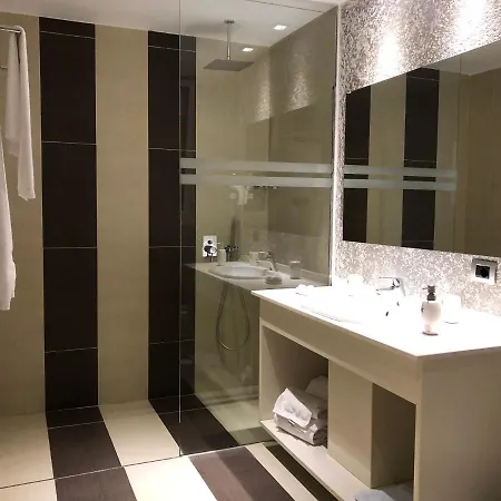 Nemesis Hotel 4*